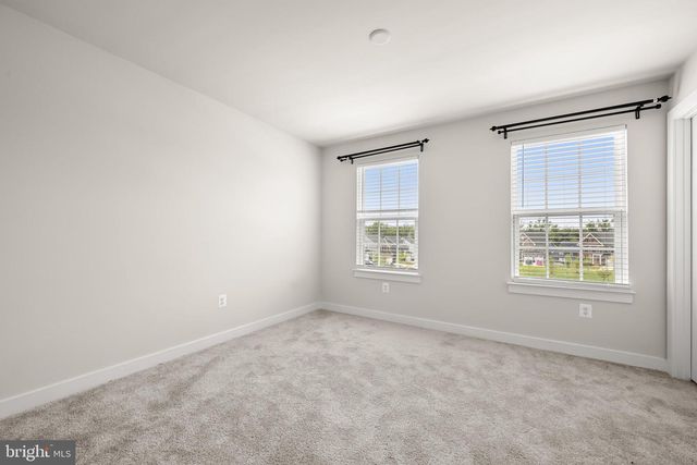 800 MOORE GATE WAY, Bowie, MD 20716