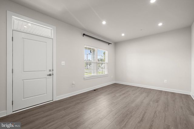 800 MOORE GATE WAY, Bowie, MD 20716