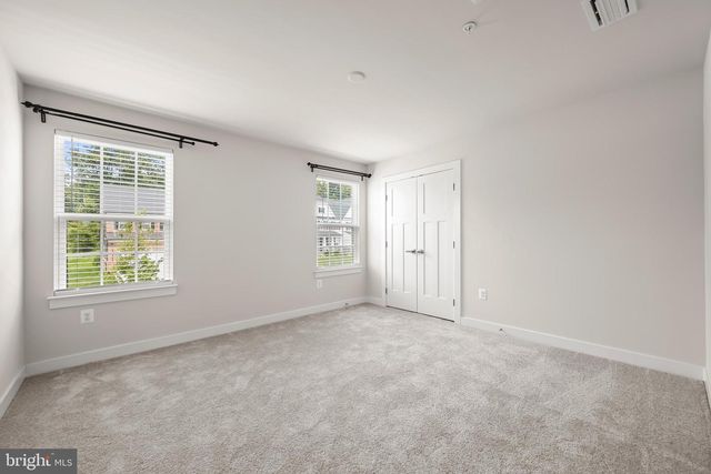 800 MOORE GATE WAY, Bowie, MD 20716
