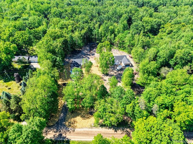 10551 W. Allen Road, Conway Township, MI 48836