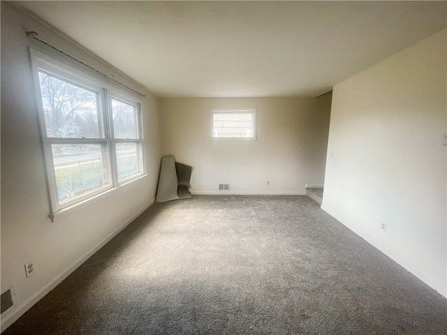 122-124 McCall Road, Rochester, NY 14616