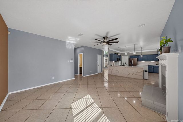 6207 SPRING VLY, San Antonio, TX 78247