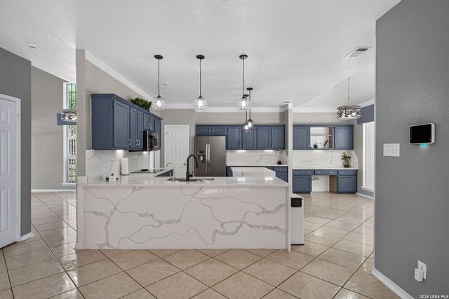 6207 SPRING VLY, San Antonio, TX 78247