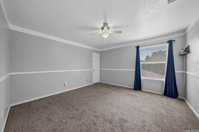 6207 SPRING VLY, San Antonio, TX 78247