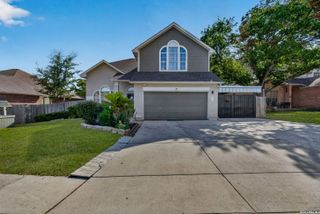 6207 SPRING VLY, San Antonio, TX 78247