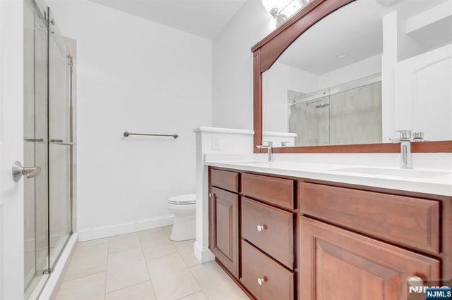 22 Ave At Port Imperial 403, West New York, NJ 07093