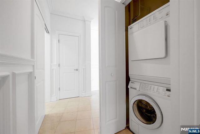 22 Ave At Port Imperial 403, West New York, NJ 07093