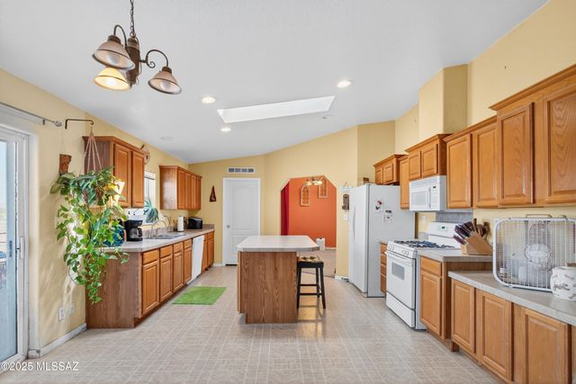 3870 W Packer Place, Mc Neal, AZ 85617