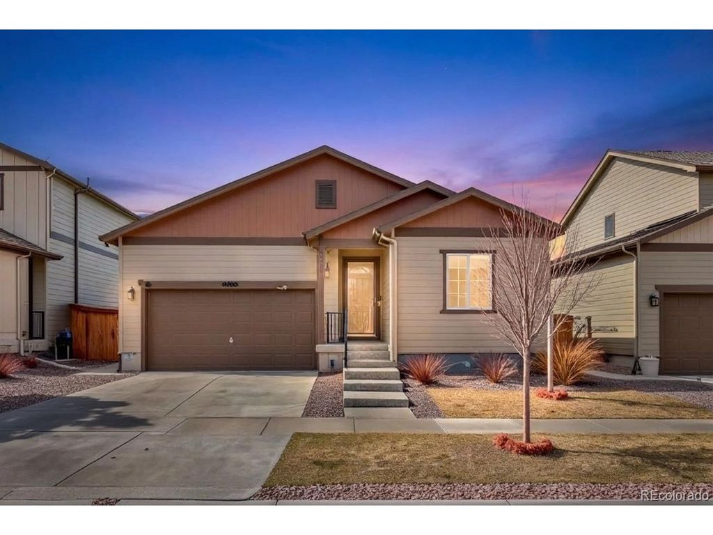 10965 Hayloft St, Parker, CO 80134