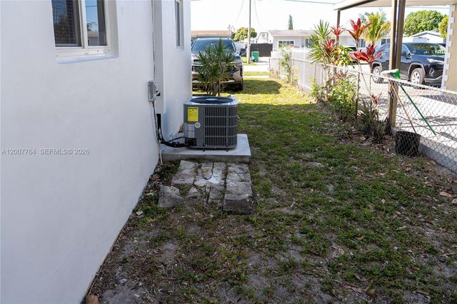 4000 NW 195th St, Miami Gardens, FL 33055