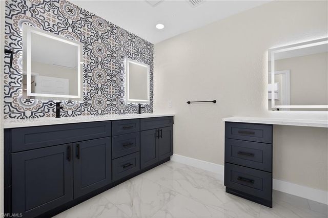 1213 SW 10th PL, Cape Coral, FL 33991