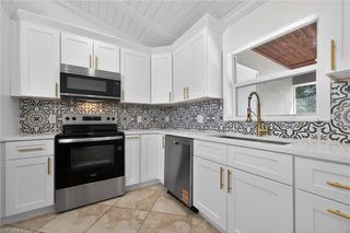 1213 SW 10th PL, Cape Coral, FL 33991