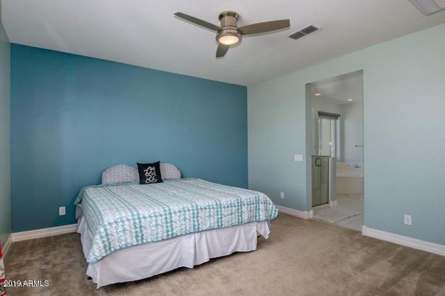 2942 W AMBER SUN Drive, Phoenix, AZ 85085