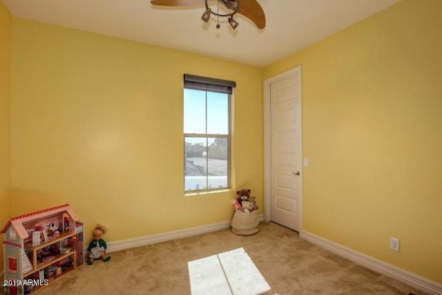 2942 W AMBER SUN Drive, Phoenix, AZ 85085
