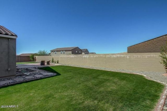 2942 W AMBER SUN Drive, Phoenix, AZ 85085