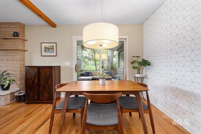 1025 W Highland View Dr, Boise, ID 83702