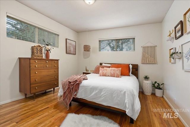 1025 W Highland View Dr, Boise, ID 83702