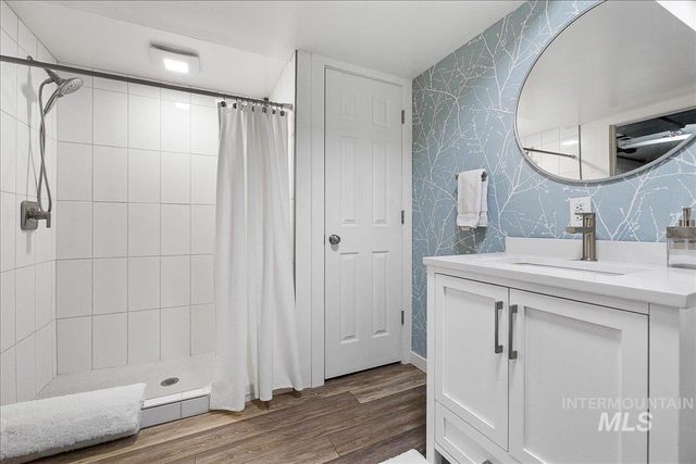 1025 W Highland View Dr, Boise, ID 83702