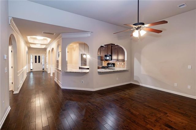 70 Sylvan Loop, Fayetteville, GA 30214