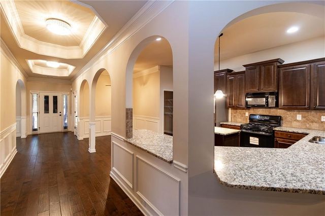 70 Sylvan Loop, Fayetteville, GA 30214