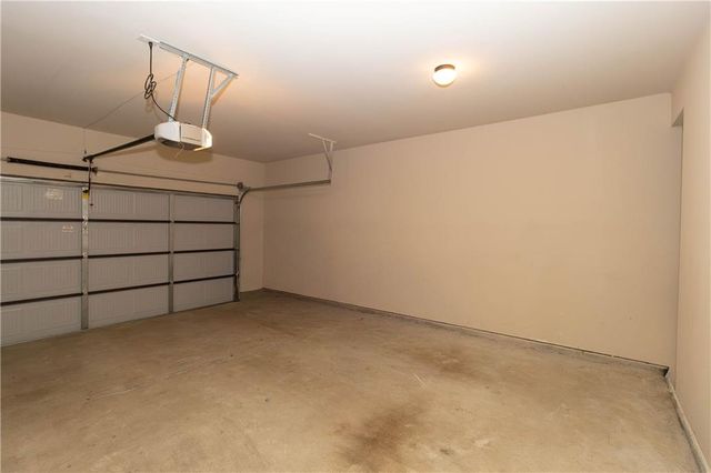 70 Sylvan Loop, Fayetteville, GA 30214