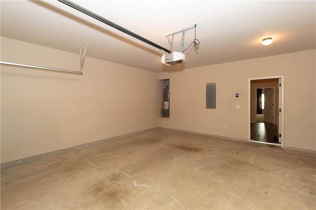 70 Sylvan Loop, Fayetteville, GA 30214