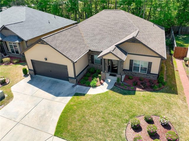 70 Sylvan Loop, Fayetteville, GA 30214