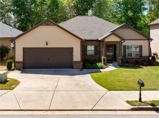 70 Sylvan Loop, Fayetteville, GA 30214