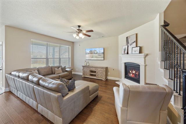 4015 Gray Wolf Drive, Melissa, TX 75454