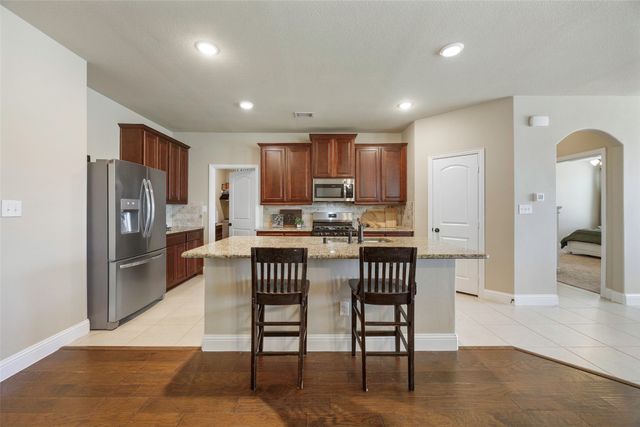 4015 Gray Wolf Drive, Melissa, TX 75454