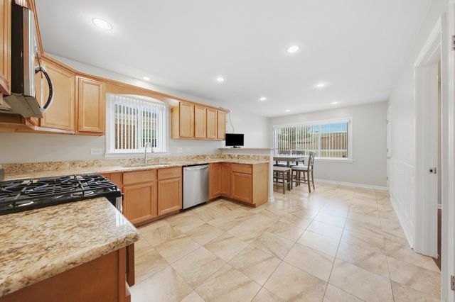 550 Yates Avenue, Calumet City, IL 60409