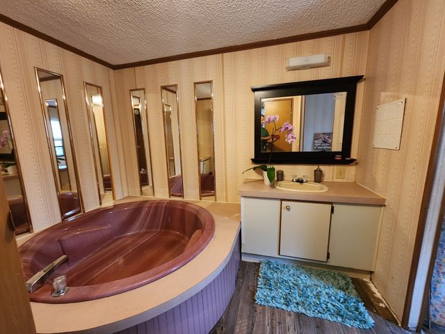 1135 Cane Ridge Rd, Hohenwald, TN 38462