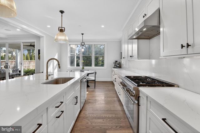 5510 BRITE DR, Bethesda, MD 20817