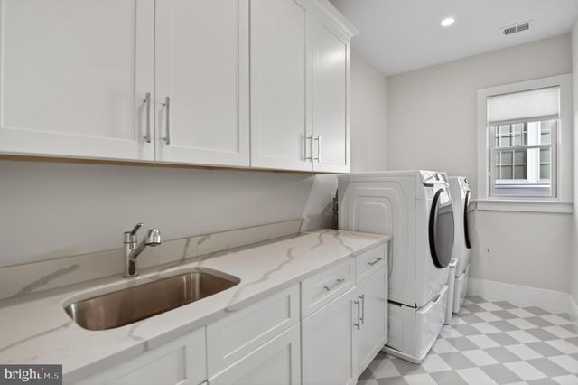 5510 BRITE DR, Bethesda, MD 20817