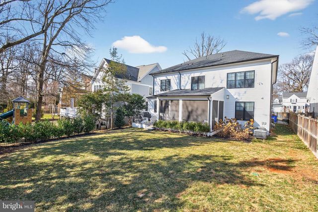 5510 BRITE DR, Bethesda, MD 20817