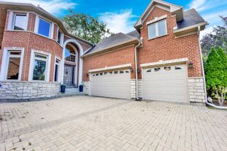 2323 Douglas Avenue, Des Plaines, IL 60018