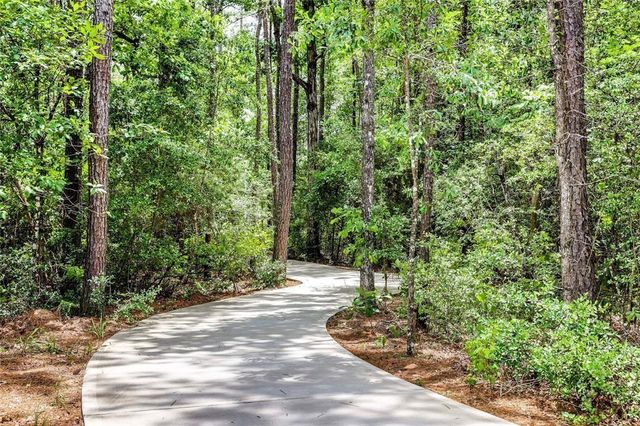 1511 Las Cuevas Drive, Conroe, TX 77301