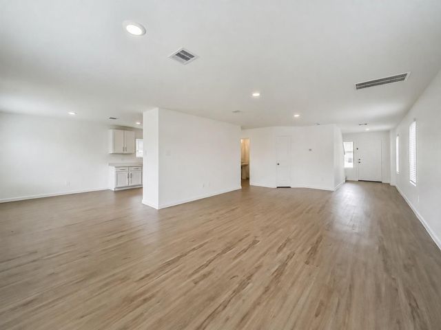 1511 Las Cuevas Drive, Conroe, TX 77301