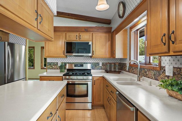 7807 Big Timber Trail, Middleton, WI 53562