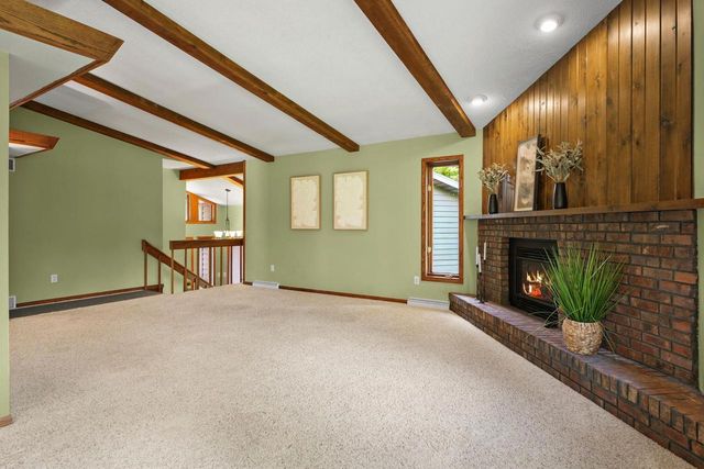 7807 Big Timber Trail, Middleton, WI 53562