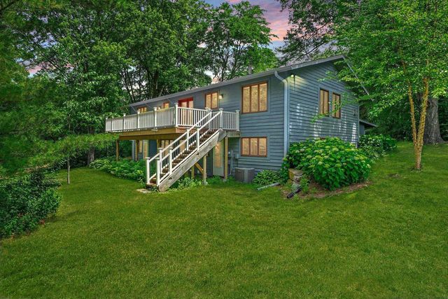 7807 Big Timber Trail, Middleton, WI 53562