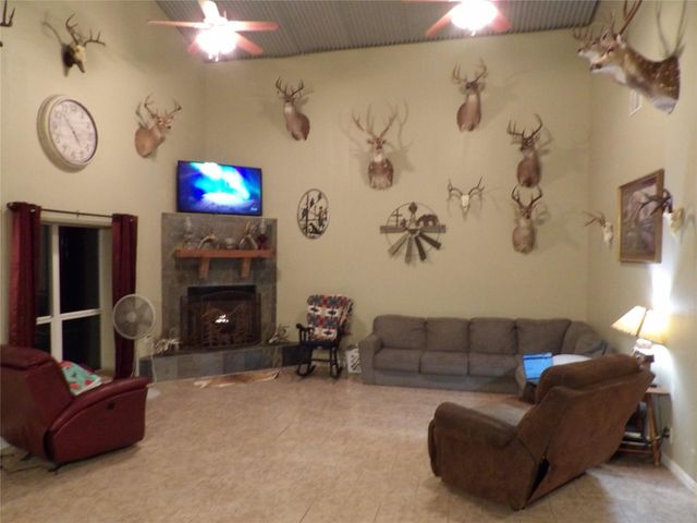 10967 Fm 1486 Road, Richards, TX 77873