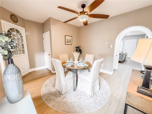 5642 Solway St, Squirrel Hill, PA 15217