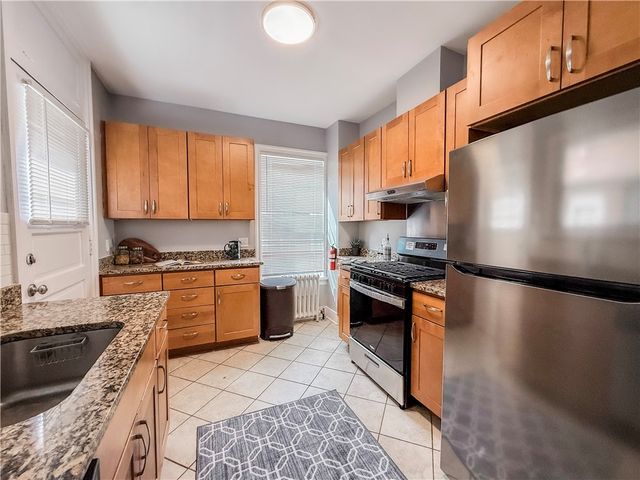 5642 Solway St, Squirrel Hill, PA 15217