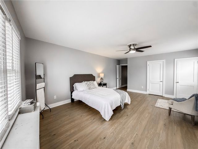 5642 Solway St, Squirrel Hill, PA 15217