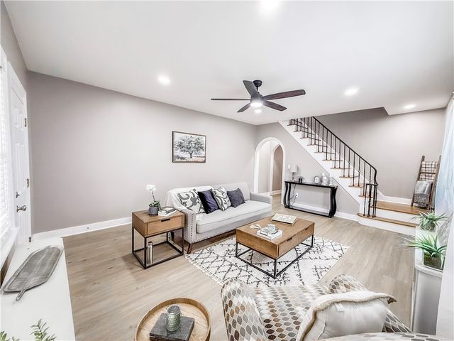 5642 Solway St, Squirrel Hill, PA 15217