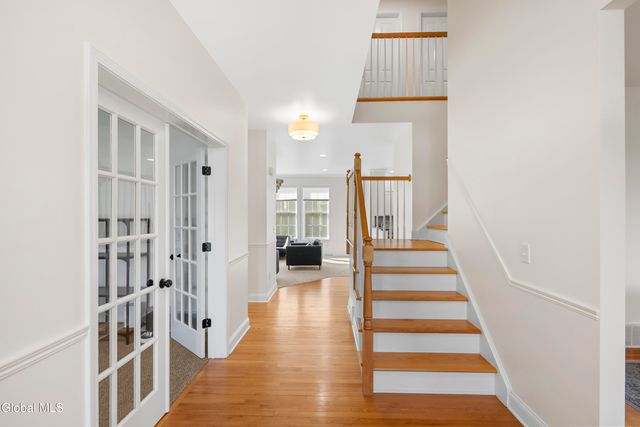 43 Chester Drive, Halfmoon, NY 12188