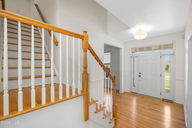 43 Chester Drive, Halfmoon, NY 12188