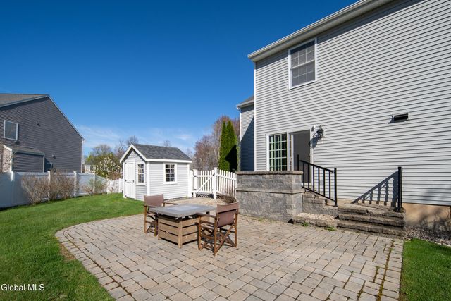 43 Chester Drive, Halfmoon, NY 12188