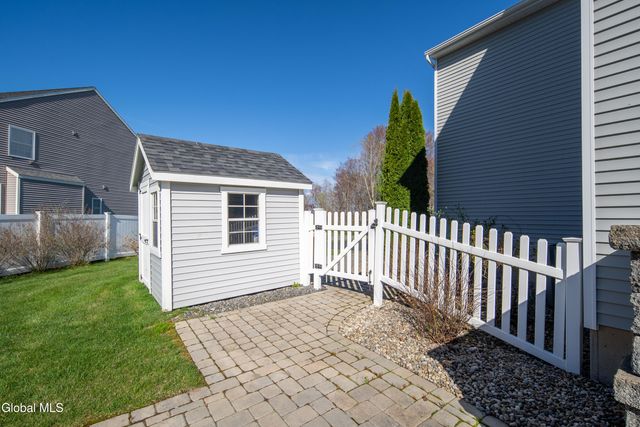 43 Chester Drive, Halfmoon, NY 12188